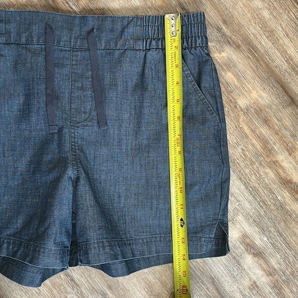 Magellan Outdoors Women's Campfire Chambray Shorty Shorts Denim Blue Size Medium - Picture 10 of 14